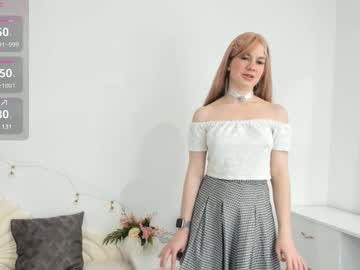Harriethudson Chaturbate stream image from December 23, 2024