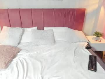 Ninna_Curly Chaturbate stream image from December 23, 2024