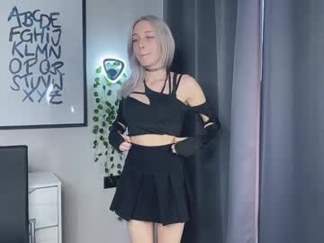 Philippaally Chaturbate stream image from December 23, 2024
