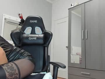 Anisialuna_ Chaturbate stream image from December 23, 2024