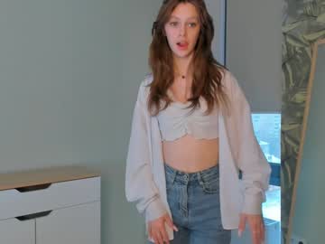 Cwenhardey Chaturbate stream image from December 23, 2024