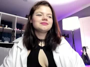 Darina_Wilson Chaturbate stream image from December 23, 2024