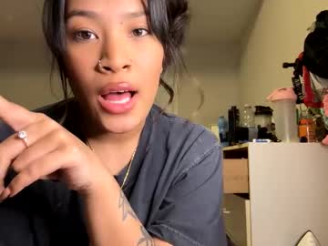 Goddessmamii Chaturbate stream image from December 23, 2024