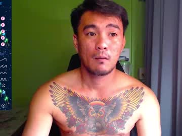 Justcallmekarl Chaturbate stream image from December 23, 2024