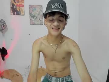 Sam__Cute Chaturbate stream image from December 23, 2024
