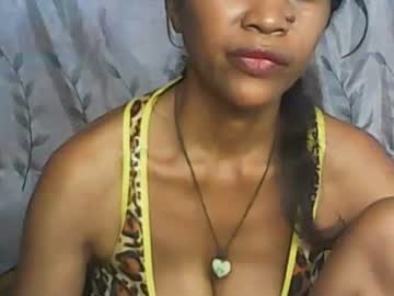 Cute_Moll Chaturbate stream image from December 23, 2024