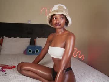 Nia_Bell Chaturbate stream image from December 23, 2024