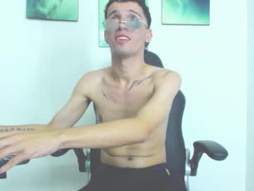 Jennsy_Hotxx Chaturbate stream image from December 23, 2024