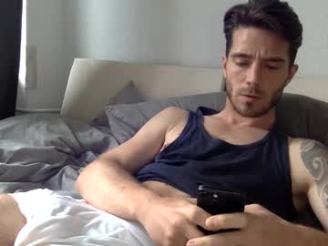 Luisbadx Chaturbate stream image from December 23, 2024