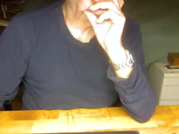 Pomme1949 Chaturbate stream image from December 23, 2024