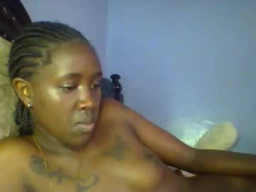 Queen_Mahya Chaturbate stream image from December 23, 2024