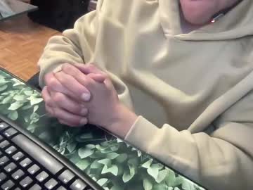 Blunties24 Chaturbate stream image from December 23, 2024