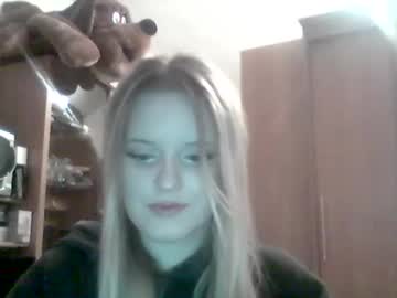 Kesswilss Chaturbate stream image from December 23, 2024