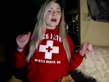Kipsy420 Chaturbate stream image from December 23, 2024