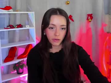 Mipsymipson Chaturbate stream image from December 23, 2024