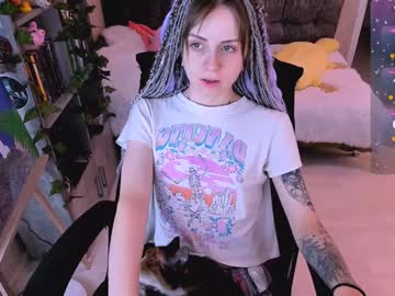 Nanitamoore Chaturbate stream image from December 23, 2024