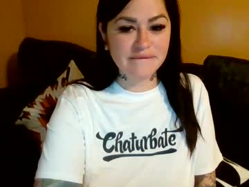 Julianaxxxrose stream image from December 23, 2024