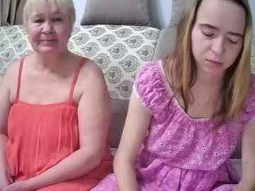 Lizzielaangelx Chaturbate stream image from December 23, 2024