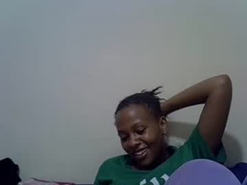 Prettyqueenn1 Chaturbate stream image from December 23, 2024