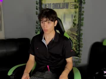 Axelraven Chaturbate stream image from December 23, 2024