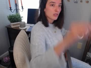 Misspeaches412 Chaturbate stream image from December 23, 2024