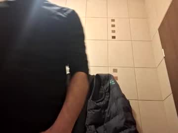 Bisexdadd Chaturbate stream image from December 23, 2024