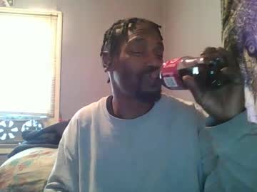 Bishop33 Chaturbate stream image from December 23, 2024