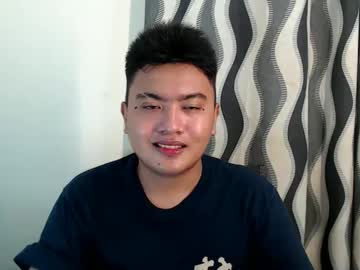 Xxhotloyd_Cummerx Chaturbate stream image from December 23, 2024