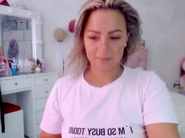 Yokiko_Daring Chaturbate stream image from December 23, 2024