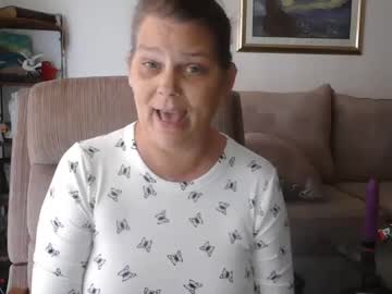 Comebackpussy Chaturbate stream image from December 23, 2024
