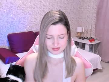 Julie_Flores Chaturbate stream image from December 23, 2024