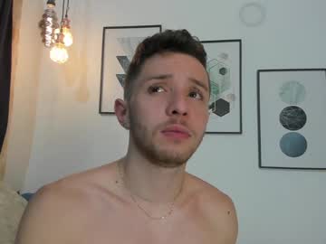 Los_Juanes Chaturbate stream image from December 23, 2024