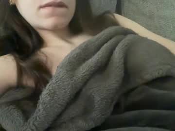 Rayray223345 Chaturbate stream image from December 23, 2024
