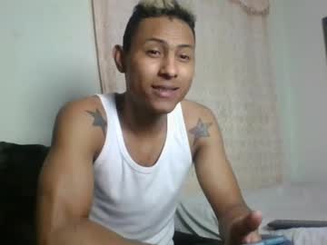 Sexyleon69 Chaturbate stream image from December 23, 2024