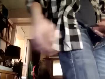 Trypodman Chaturbate stream image from December 23, 2024