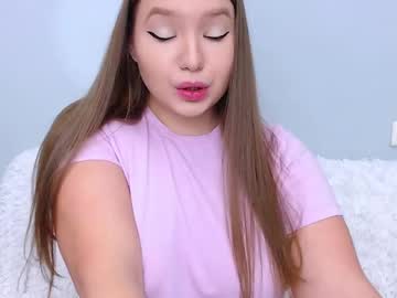 Wet__Molly Chaturbate stream image from December 23, 2024