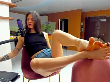 Adagrand Chaturbate stream image from December 23, 2024
