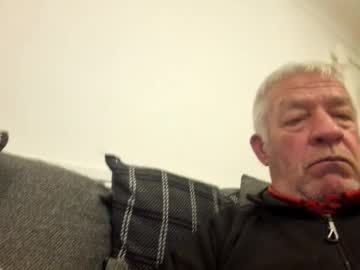 Ton54321 Chaturbate stream image from December 23, 2024