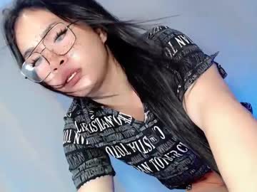Alexafucks Chaturbate stream image from December 23, 2024