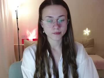 Eliscuteblonde Chaturbate stream image from December 23, 2024