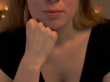 Lola_Coyness Chaturbate stream image from December 23, 2024