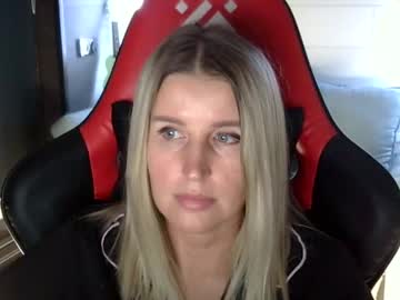 Emily_Nelson Chaturbate stream image from December 23, 2024