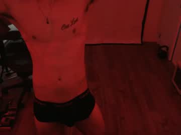 Tanbueno Chaturbate stream image from December 23, 2024