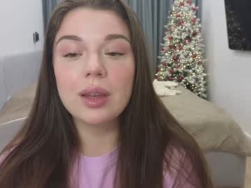 Tutti_Frutti_ Chaturbate stream image from December 23, 2024