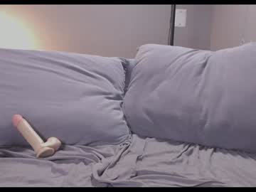 Alexashowcum Chaturbate stream image from December 23, 2024