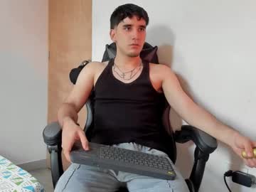 Leo_Jones389 Chaturbate stream image from December 23, 2024