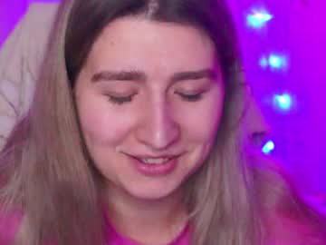 Lil_Vikky_ Chaturbate stream image from December 23, 2024