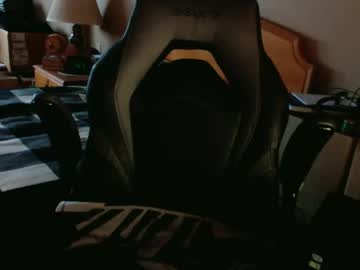 Localguy13204 Chaturbate stream image from December 23, 2024