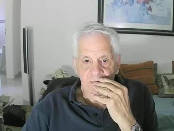 Max_2017 Chaturbate stream image from December 23, 2024
