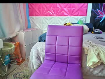 Divynejade Chaturbate stream image from December 23, 2024